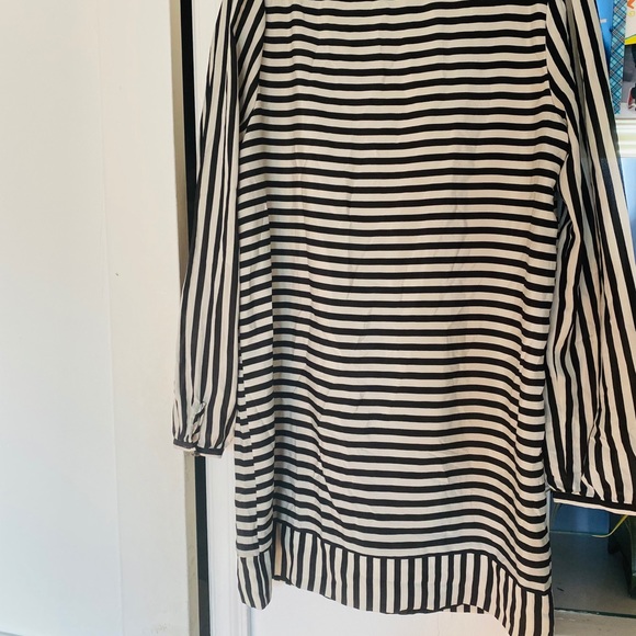 Dress - Picture 4 of 8